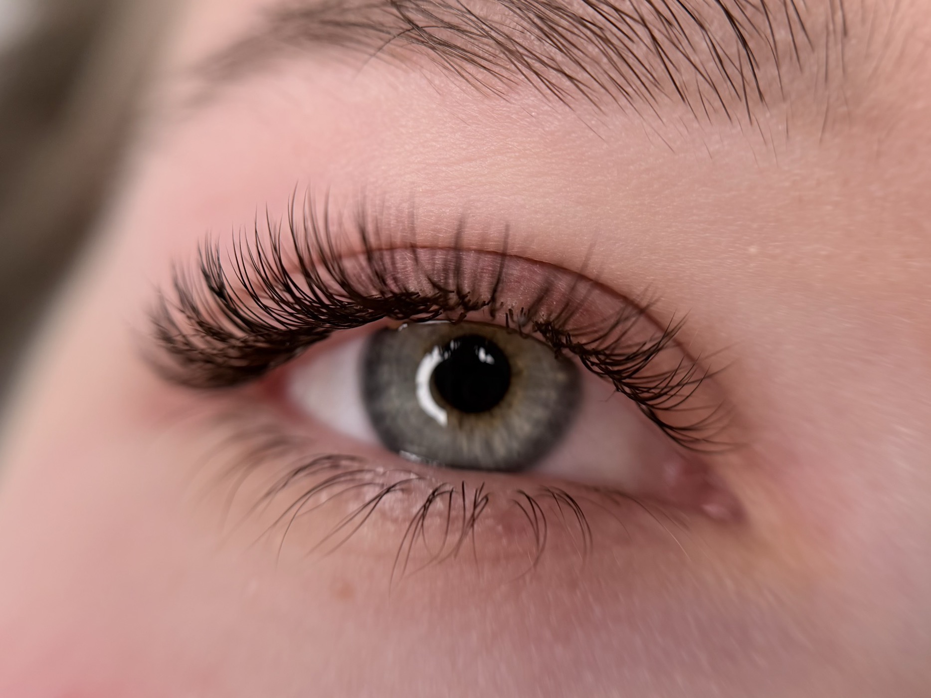 Hybrid Wimpernverlängerung Ergebnis